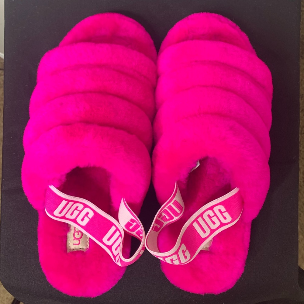 UGG Women's Pink Fluffy Slippers
